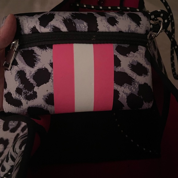 neoprene tote - Picture 7 of 8